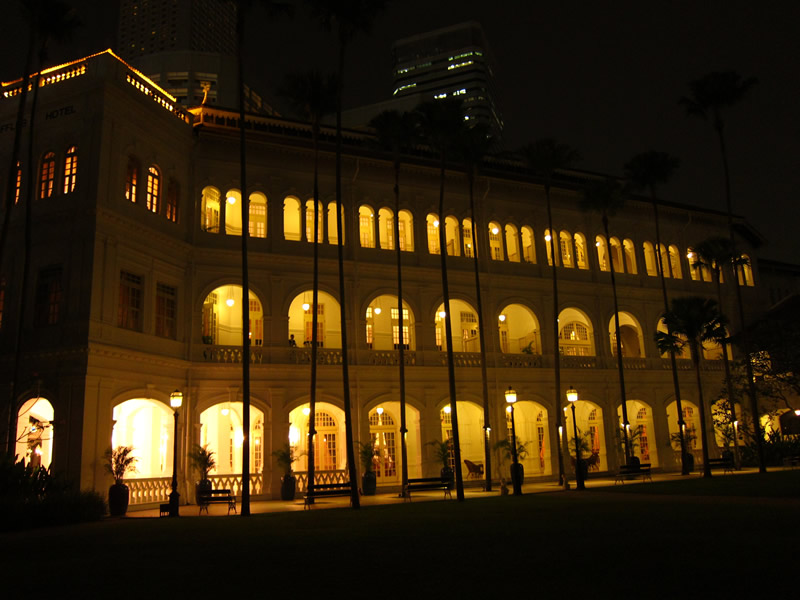 Raffles Hotel Exterior Night Courtyard 3